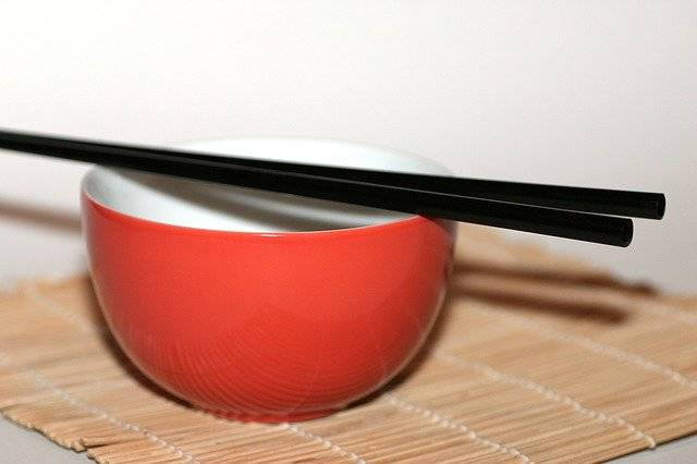 新冠用过的碗筷清洗过还有传染性吗？阳性用过的碗筷餐具怎么消毒？